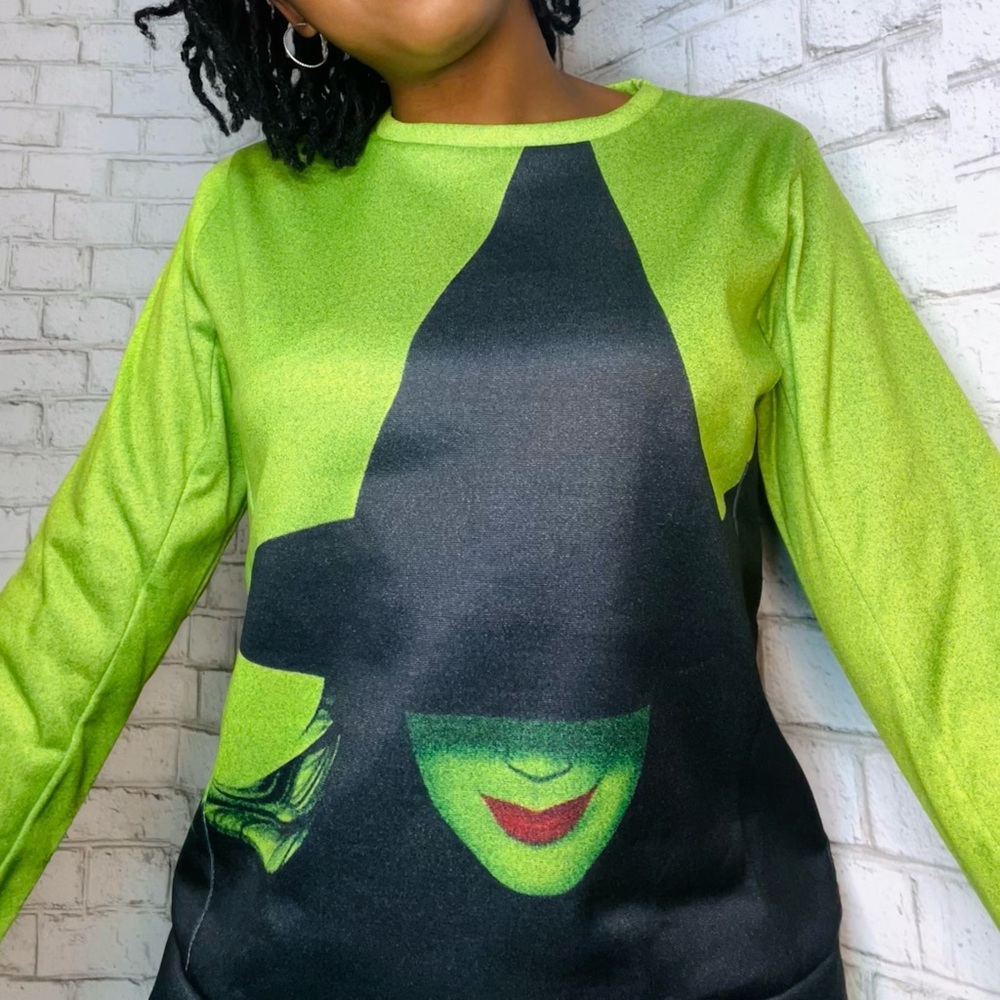 Wicked Pullover